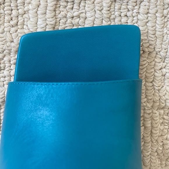 Gorgeous authentic Bottega Veneta mules - size 6 (36) - Picture 15 of 16